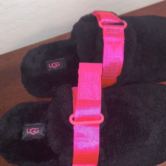 UGG BRAND NEW & GORGEOUS SIZE 6 CLOSED TOE VELCRO SLIP ON SLIPPERS - Picture 8 of 10